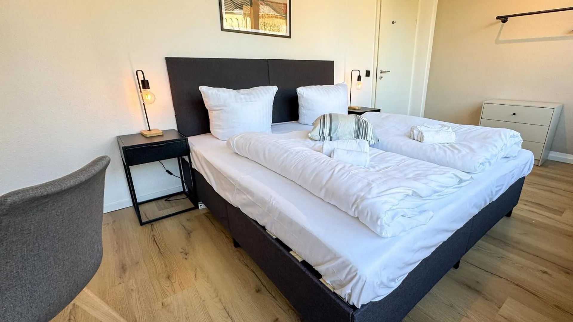 Apartment Duesseltal Messe 100Qm Dusseldorf Germany