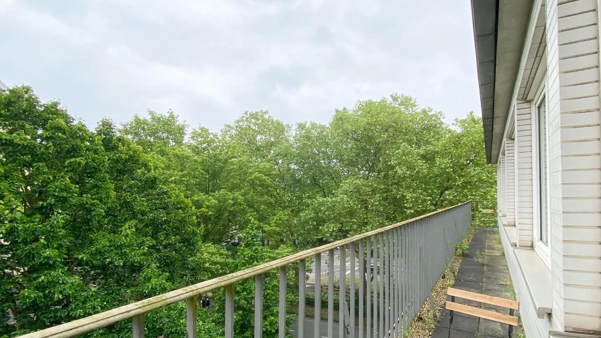 Apartment Duesseltal Messe 100Qm Dusseldorf